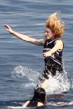 (Madonna Louise Ciccone) Madonna