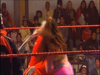 Konnie Huq Pied / Wrestling