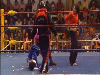 Konnie Huq Pied / Wrestling