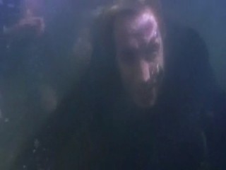 Danny Deckchair - pool scene