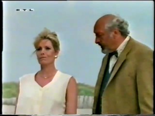 RTL - lady wading wearing white trousers-qt