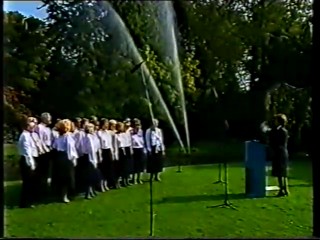 ARD - Choir singing in rain