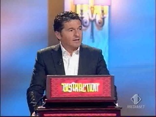 Distraction (Italian Version)