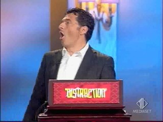 Distraction (Italian Version)