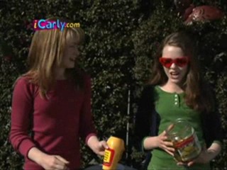 Slimed Moms on iCarly, YCDTOTV