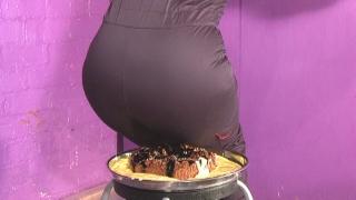 Veronica Ravenblack - Got Milk? - Trailer