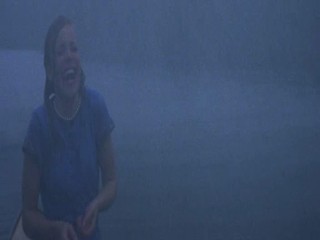 The Note Book; Rachel McAdams in the rain