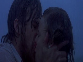The Note Book; Rachel McAdams in the rain
