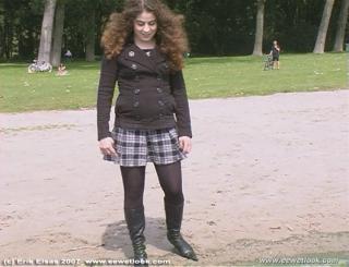 EE Wetlook, short sample of Barbara