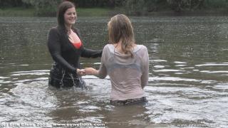 EE Wetlook, sample of Daisy & Jasmine