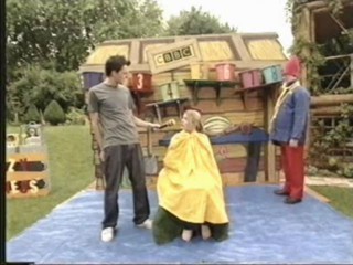 Kate Buzzy business clip from Diggin it