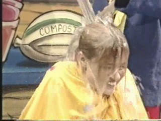 Kate Buzzy business clip from Diggin it