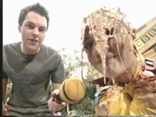 Kate Buzzy business clip from Diggin it