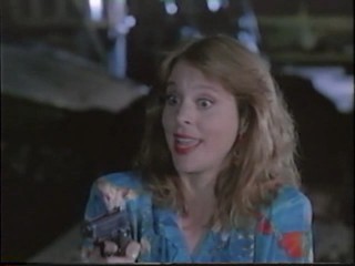 Honeymoon Academy; Kim Cattrall underwater