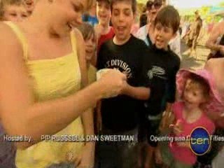 Toasted TV-Pip Puts Stuff Down Her Pants