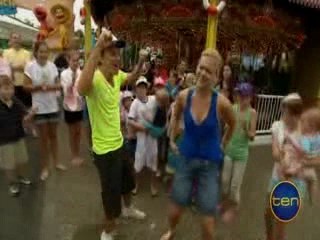 Toasted TV-Pip Puts Stuff Down Her Pants