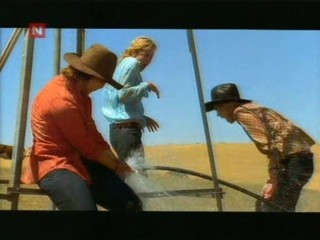 McLeod`s Daughters 05