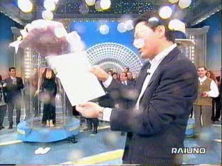 Scommettiamo Che - Ela Weber black dress shower