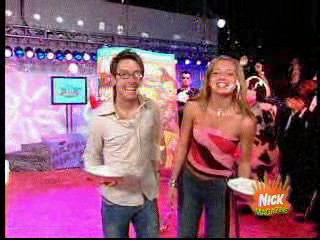 Alanis Morisette music video, pie scene