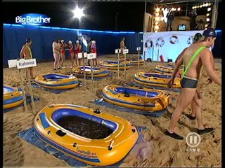 Big Brother Germany Mud fight (1)