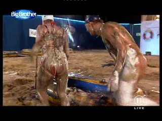 Big Brother Germany Mud fight (2)