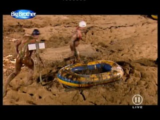 Big Brother Germany Mud fight (2)