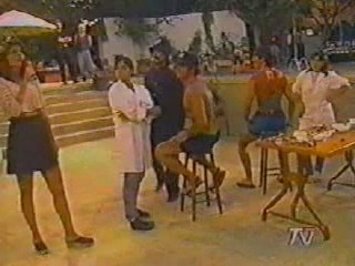 Chilean karaoke show.