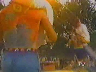 Chilean karaoke show.