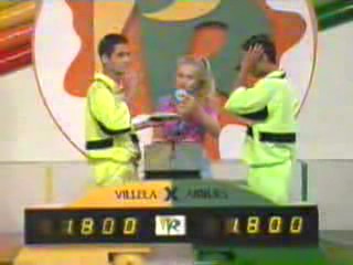 Passa Repassa - 9 Pies in the face