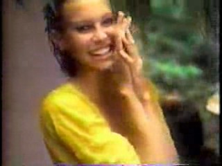 Nikki Taylor, Camilla Sparv