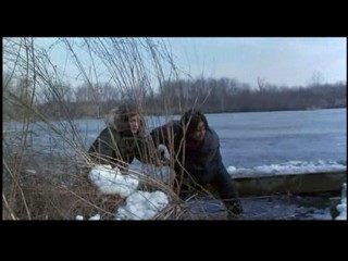 Chain Reaction (1996)