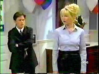 Lulu on the Bridge,  Spin City