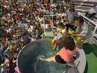 Family Challenge dunk tank