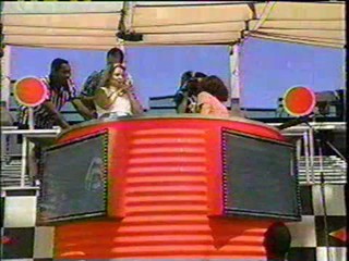 Family Challenge dunk tank