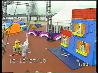 Live and Kicking,  Misc pies and messy