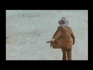 Prega il morto e ammazza il vivo