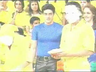 Mega Match Pies - 4 scenes