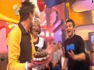 Mom more Caking Scenes