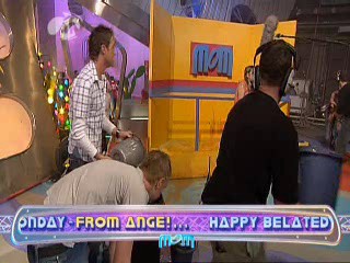 Mom - Yet More Thank You Desk Scenes