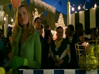 Veronica Mars dunktank scene