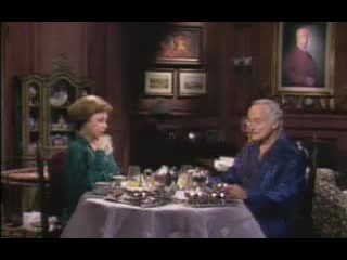 Brazillian TV clip taken from 'Battle of the Sexes' with a  food fight