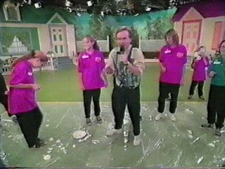 Family challenge, 2 moms pie