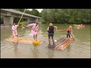 Bayern Feiern Auf Fluessen Und Seen