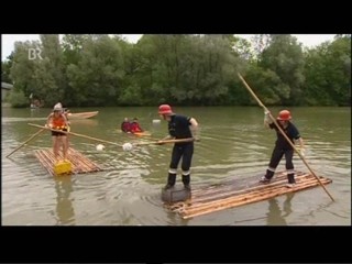 Bayern Feiern Auf Fluessen Und Seen