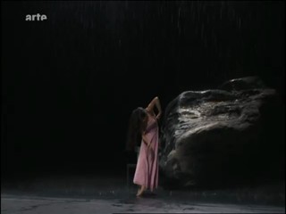 Pina Bausch - Vollmond - 1