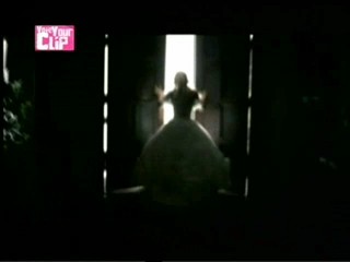 Kelly Clarkson -  BehindThese Hazel Eyes