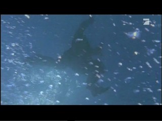 MÃ¤dchen Ã¼ber Bord (Girl Overboard)