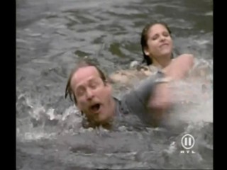 Beverly Hills Family Robinson