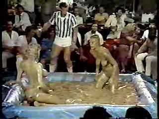 80's Mudwrestling