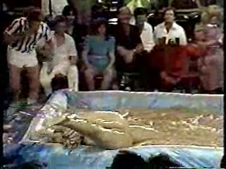80's Mudwrestling